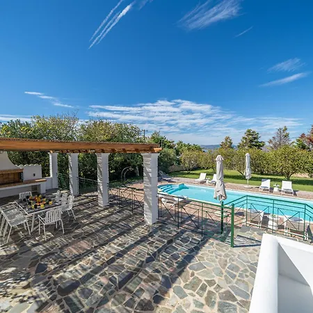 ヴィラ Eglina Mare Minia